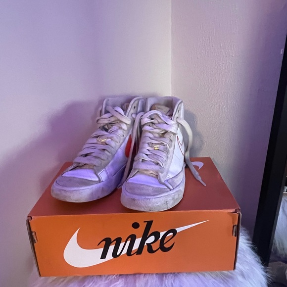 rare neon orange cream and white nike blazers - Picture 5 of 6